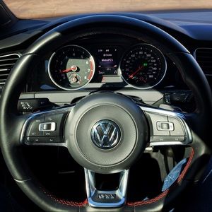 Meet your Posher, Omar